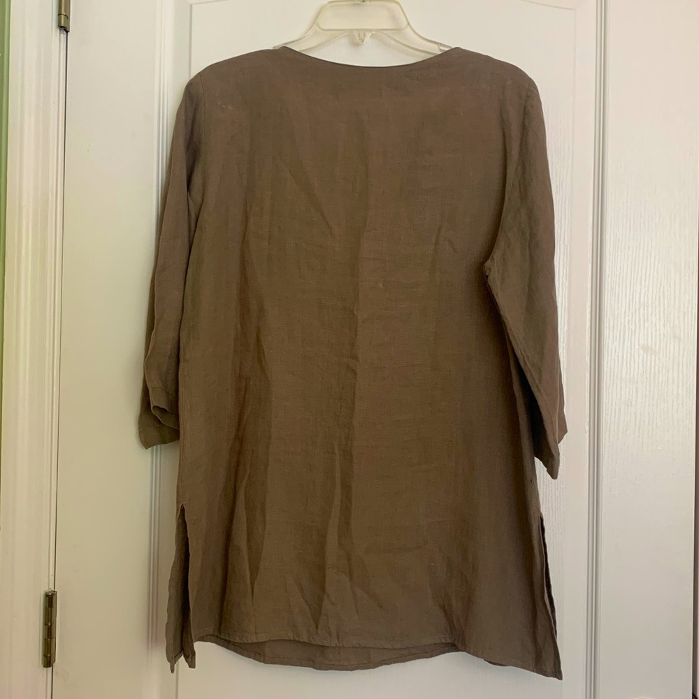 Mary Anne Linen Top - Picture 4 of 5